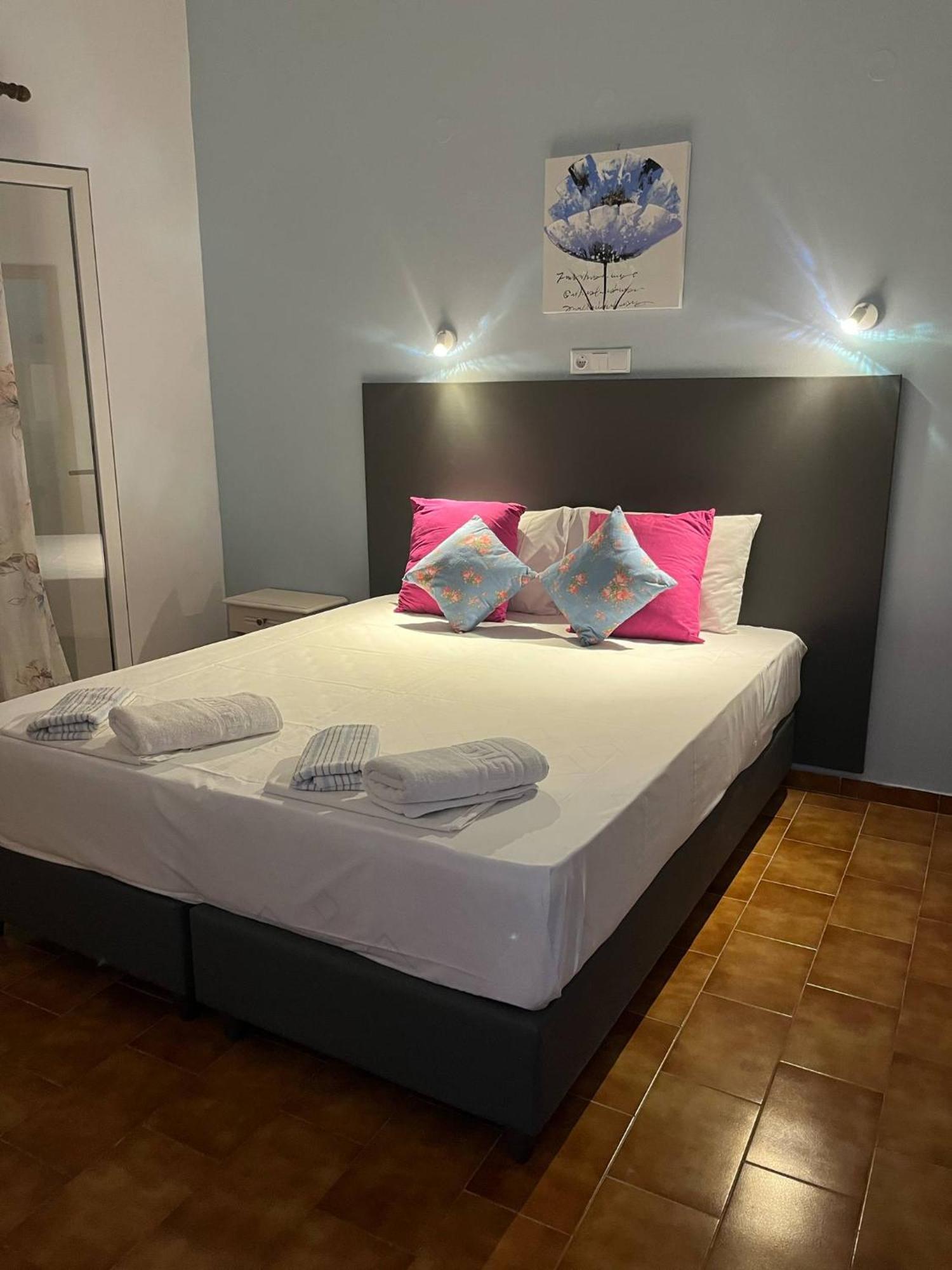 Aris Paschalia Hotel
